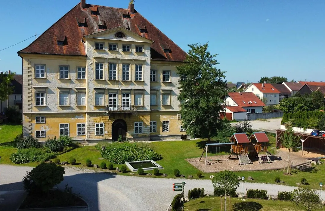 Autenrieder Brauereigasthof-1